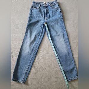 ♡Zara Light Blue Straight Leg Jeans B-9